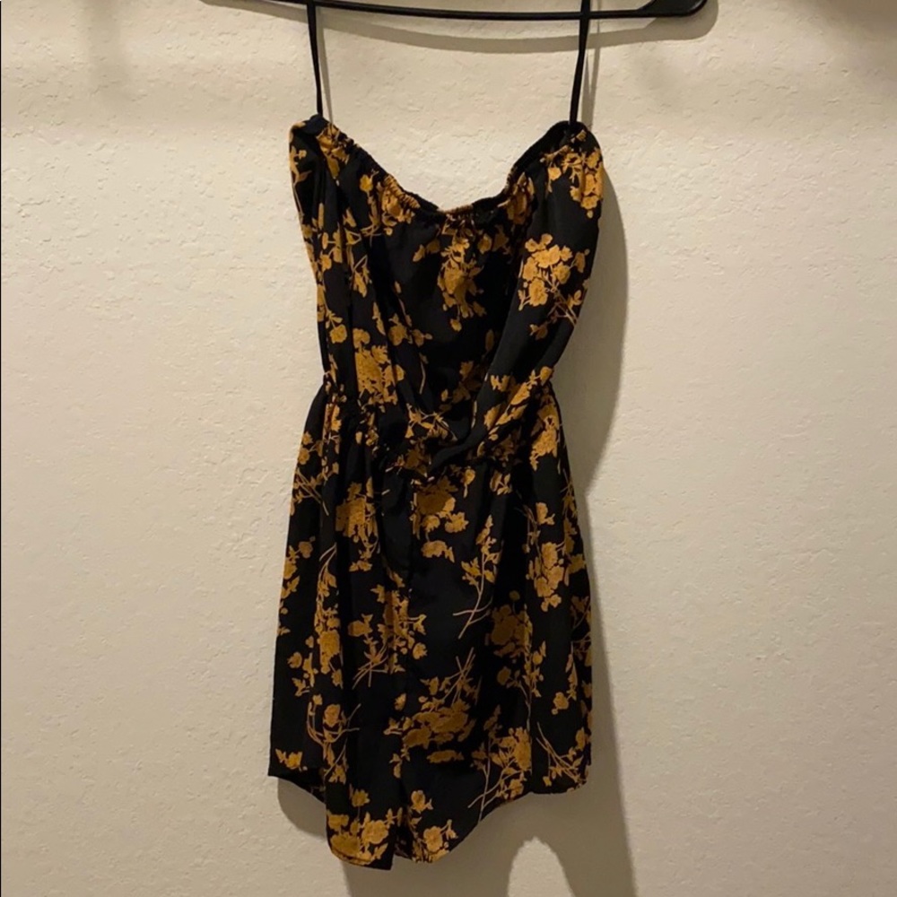 Romper - Picture 2 of 3